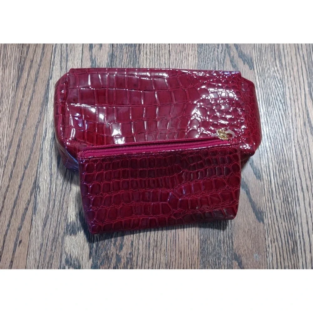 Estee Lauder Red Croc Embossed Cosmetic Bag Set - 2 Piece Makeup Pouch GWP
